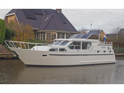 yacht broker netherlands